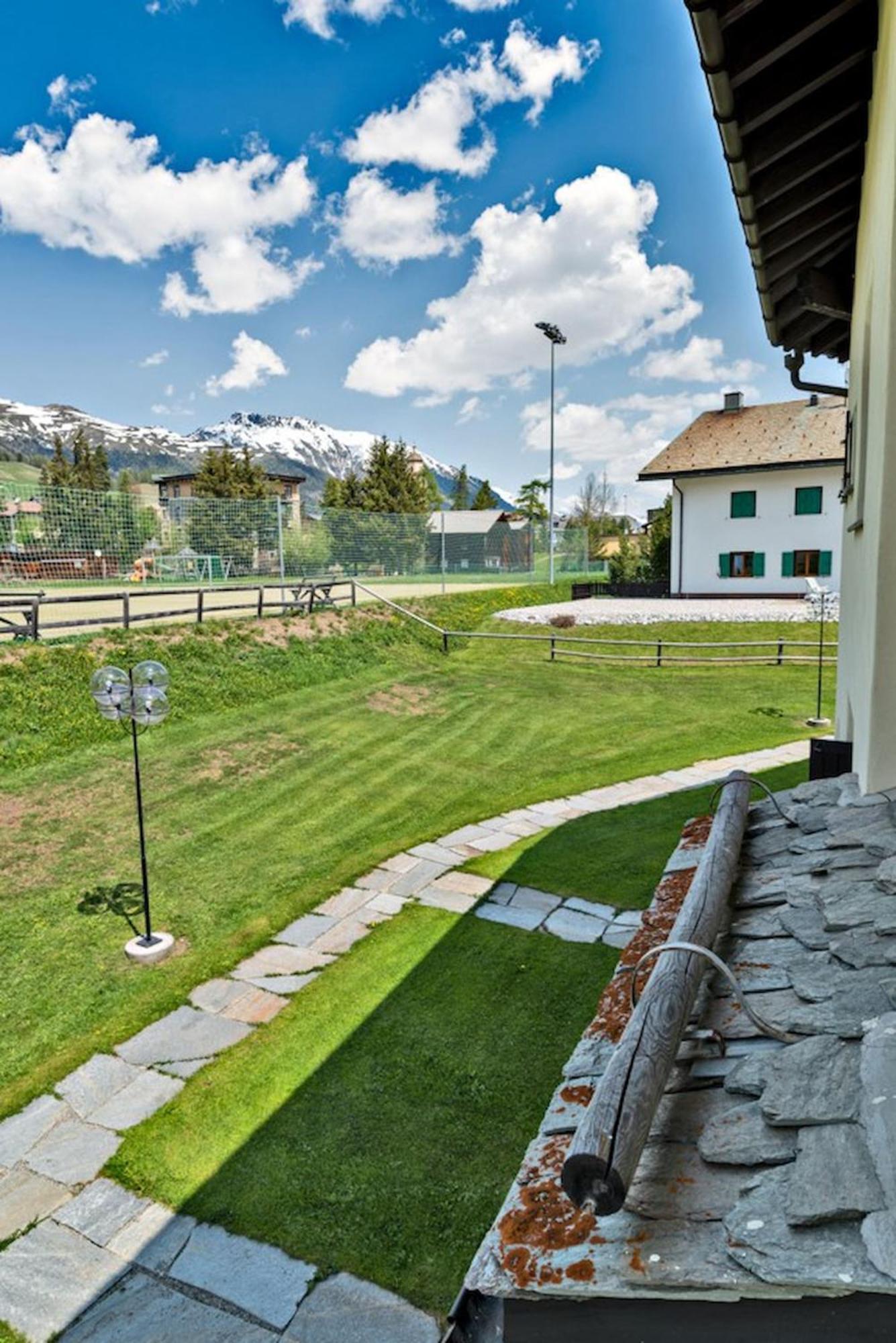 Ferienwohnung Chesa Chavriol 2 - Celerina Celerina/Schlarigna Exterior foto